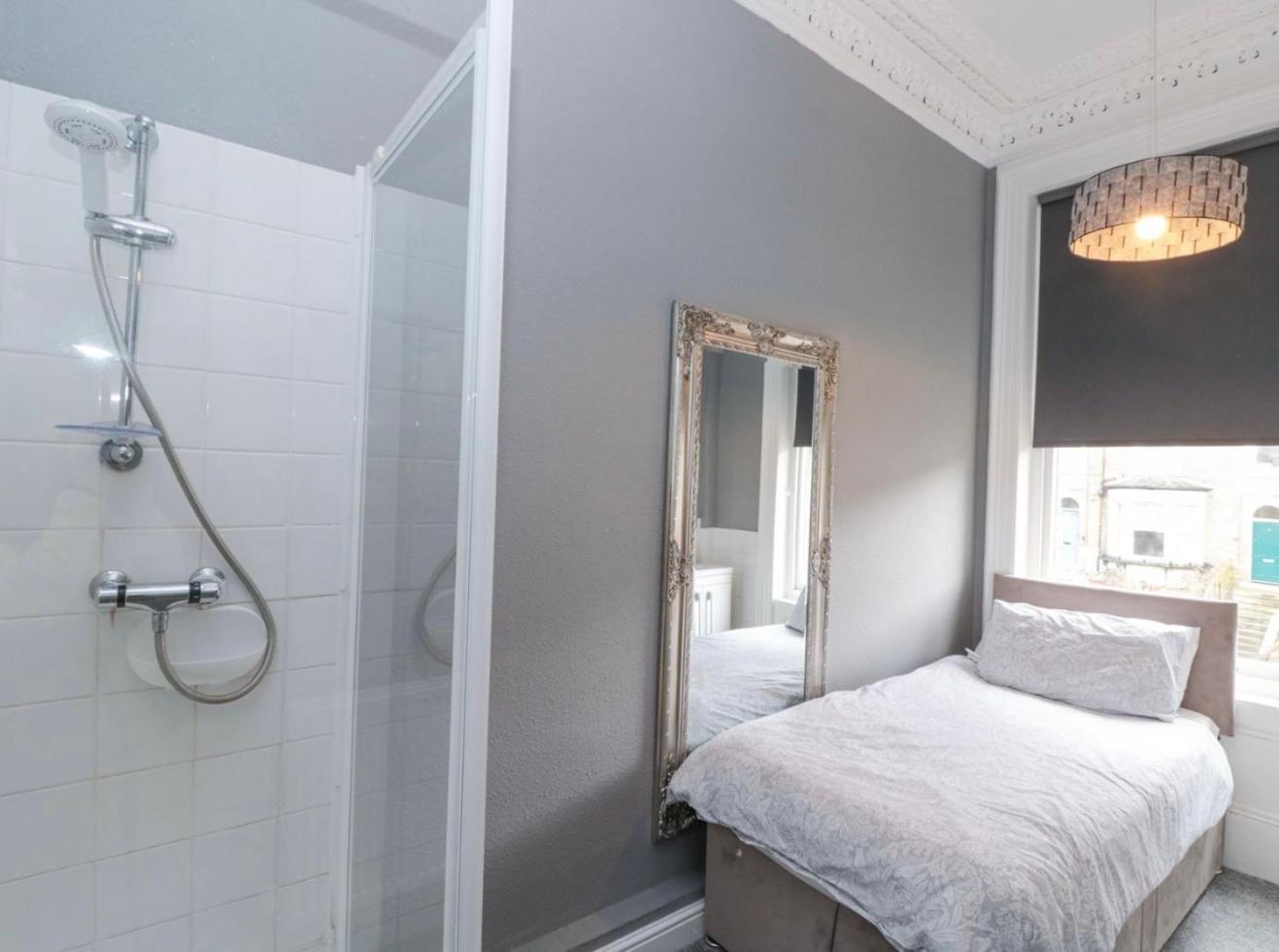 Westbourne House Villa Scarborough Bagian luar foto